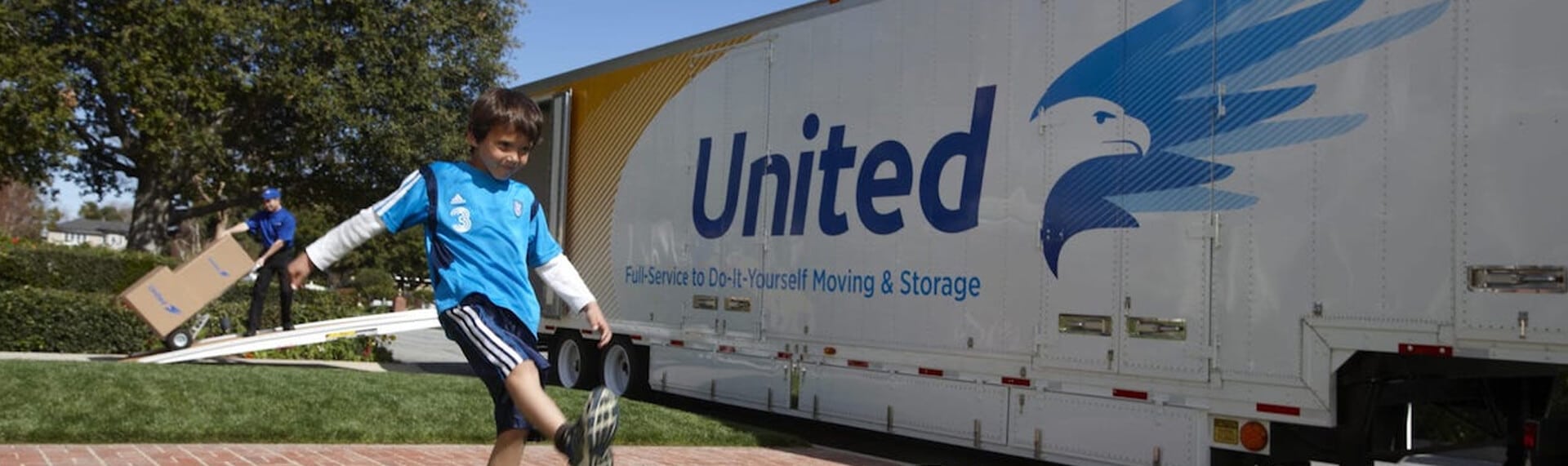 5 Reasons to Hire Professional Movers 